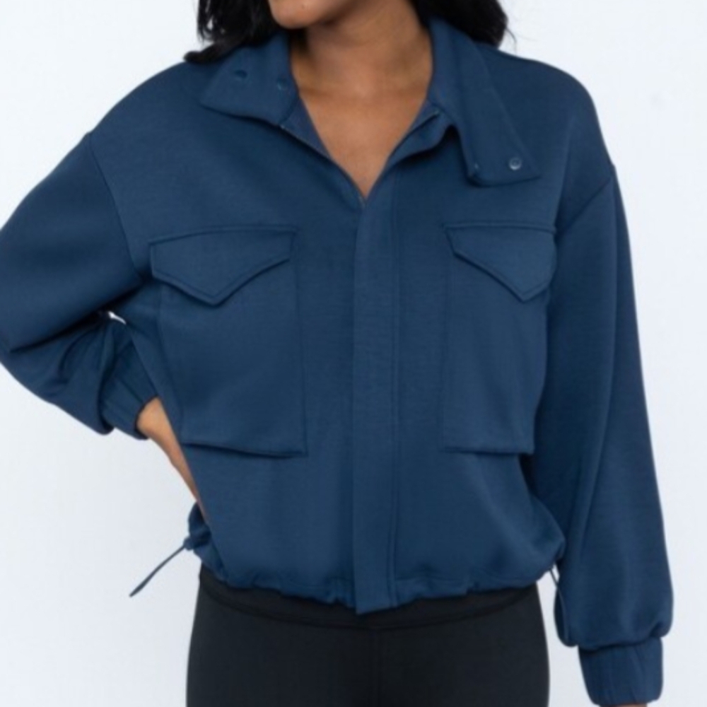 Yogalicious modal cropped cinched hem jacket, size Medium, Blue